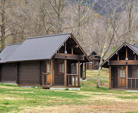 標高1,200mの圧倒的な絶景と開放感が戸隠キャンプ場の魅力